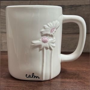 Super Cute 🥰 Rae Dunn “Calm” Daisies 🌼 🌼 Mug - NEW